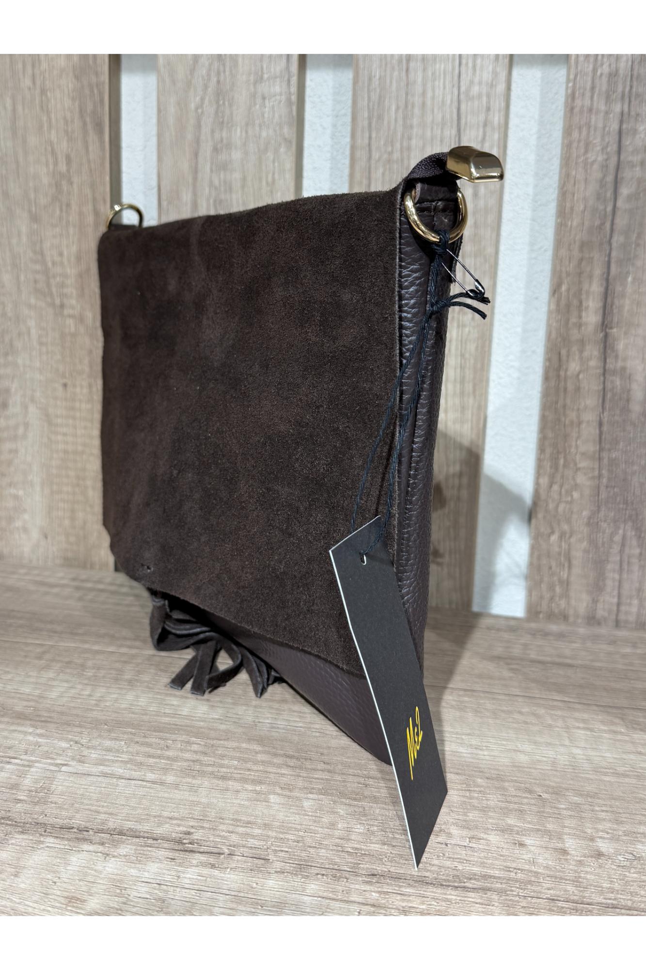METOO TRINKETS Borsa piatta con pendaglio Metoo Marrone