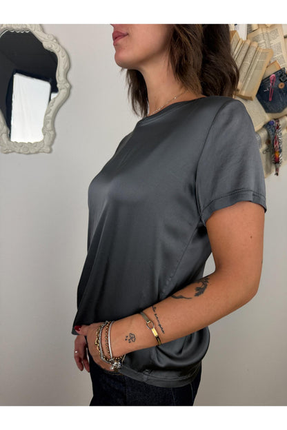 MOTEL Maglia in satin manica corta Londra
