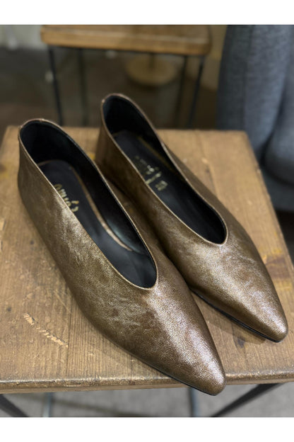 OVYE' Ballerine con punta Ovye' Bronzo