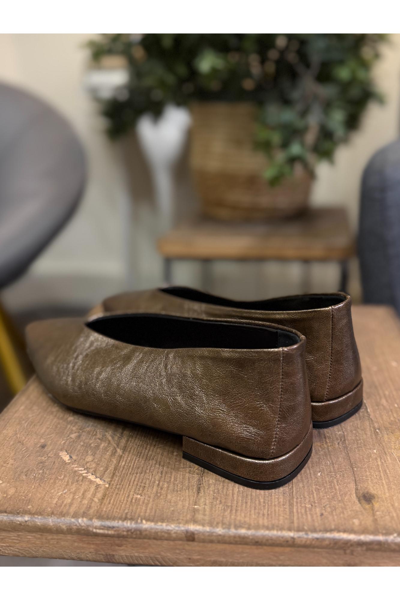 OVYE' Ballerine con punta Ovye' Bronzo