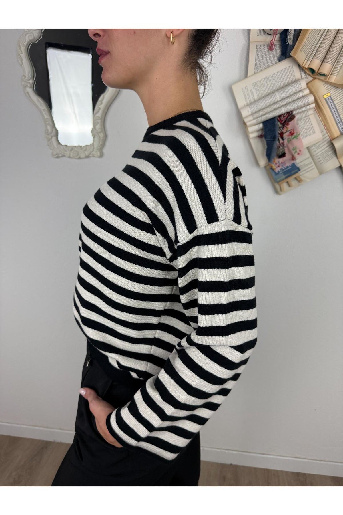 PHILIA LOFT Maglione girocollo rigato Philia loft Nero