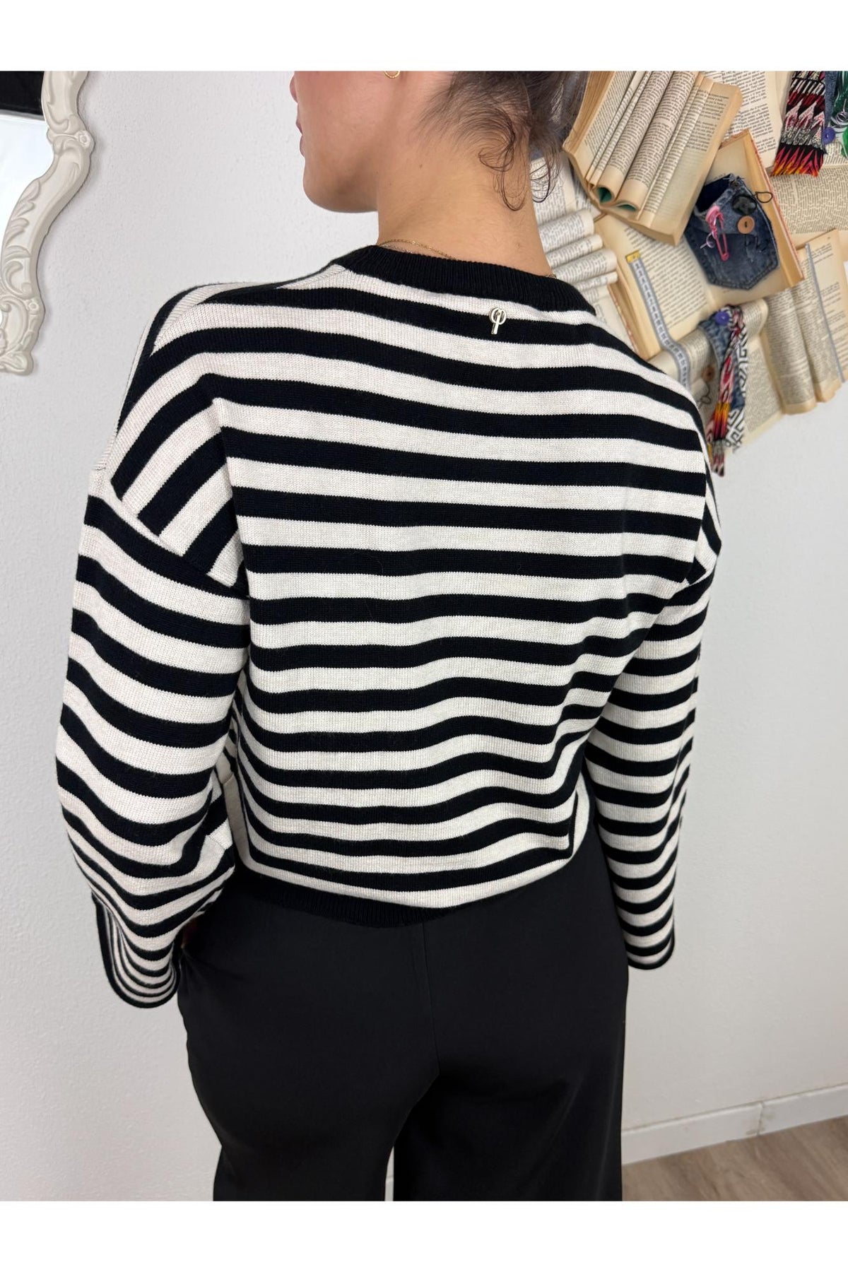 PHILIA LOFT Maglione girocollo rigato Philia loft Nero