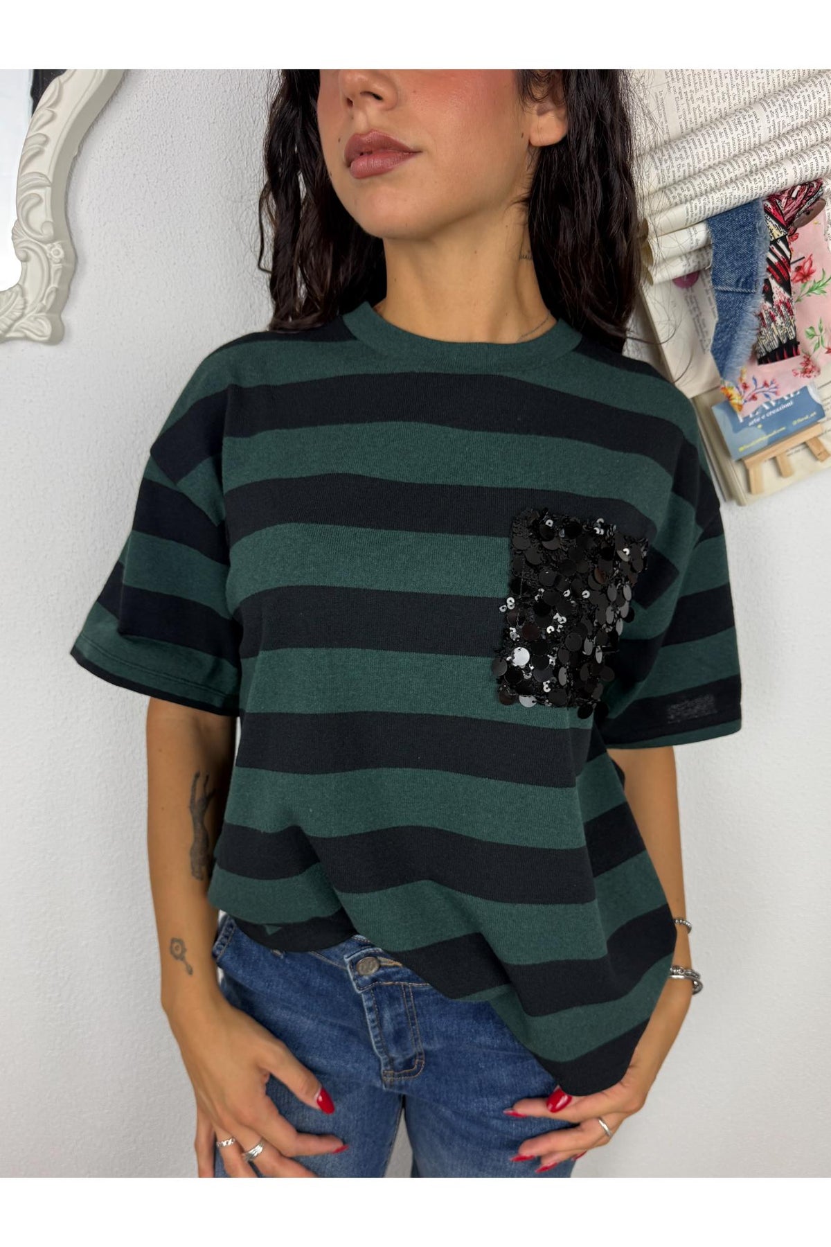 SUSY MIX Maglia rigata con taschino di paillettes Susy mix Verde