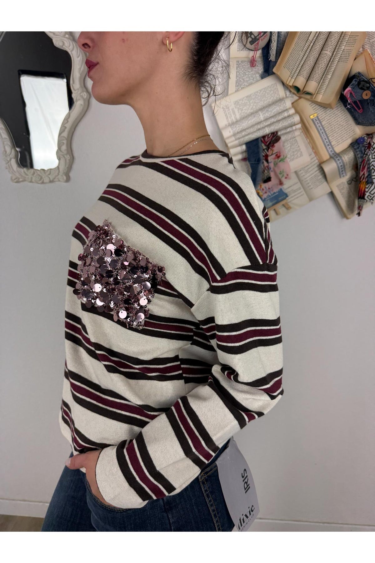 SUSY MIX Maglia rigata con taschino di paillettes Susy mix Burro
