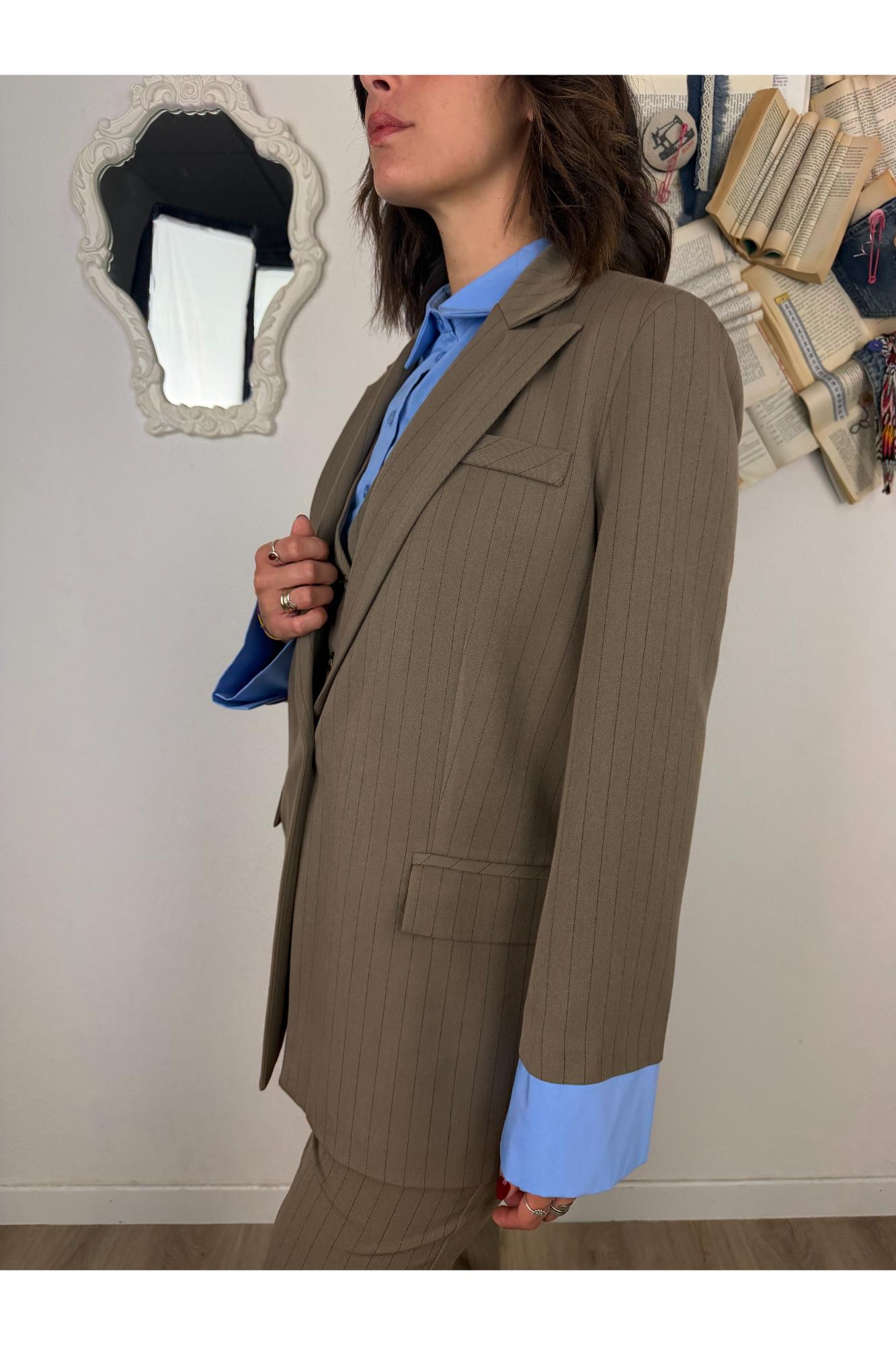 SUSY MIX Giacca gessata con polsini camicia Susy mix Fango