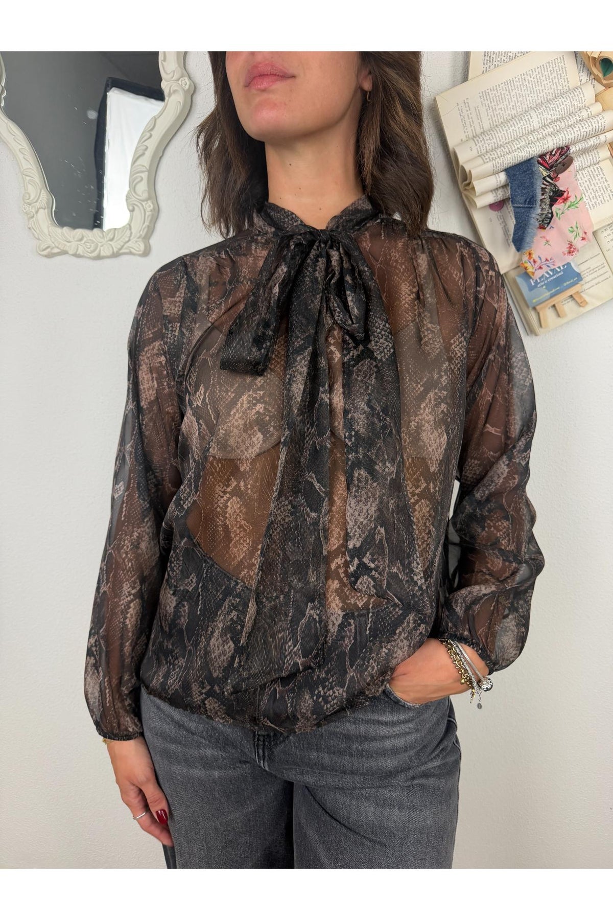 SUSY MIX Camicia pitonata con fiocco trasparente Susy mix Pitonato