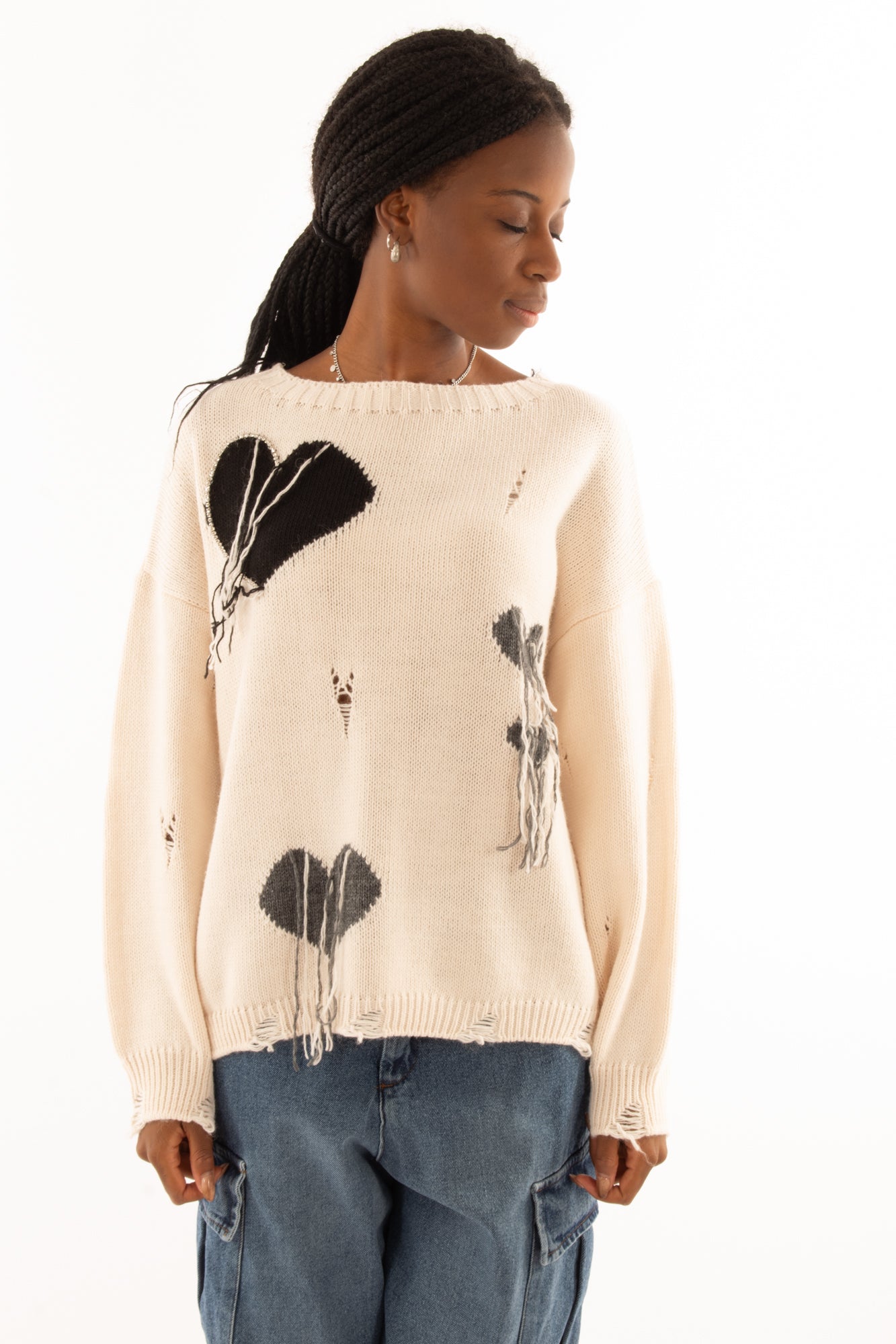 Maglione con cuori sfrangiato Angela davis - Panna