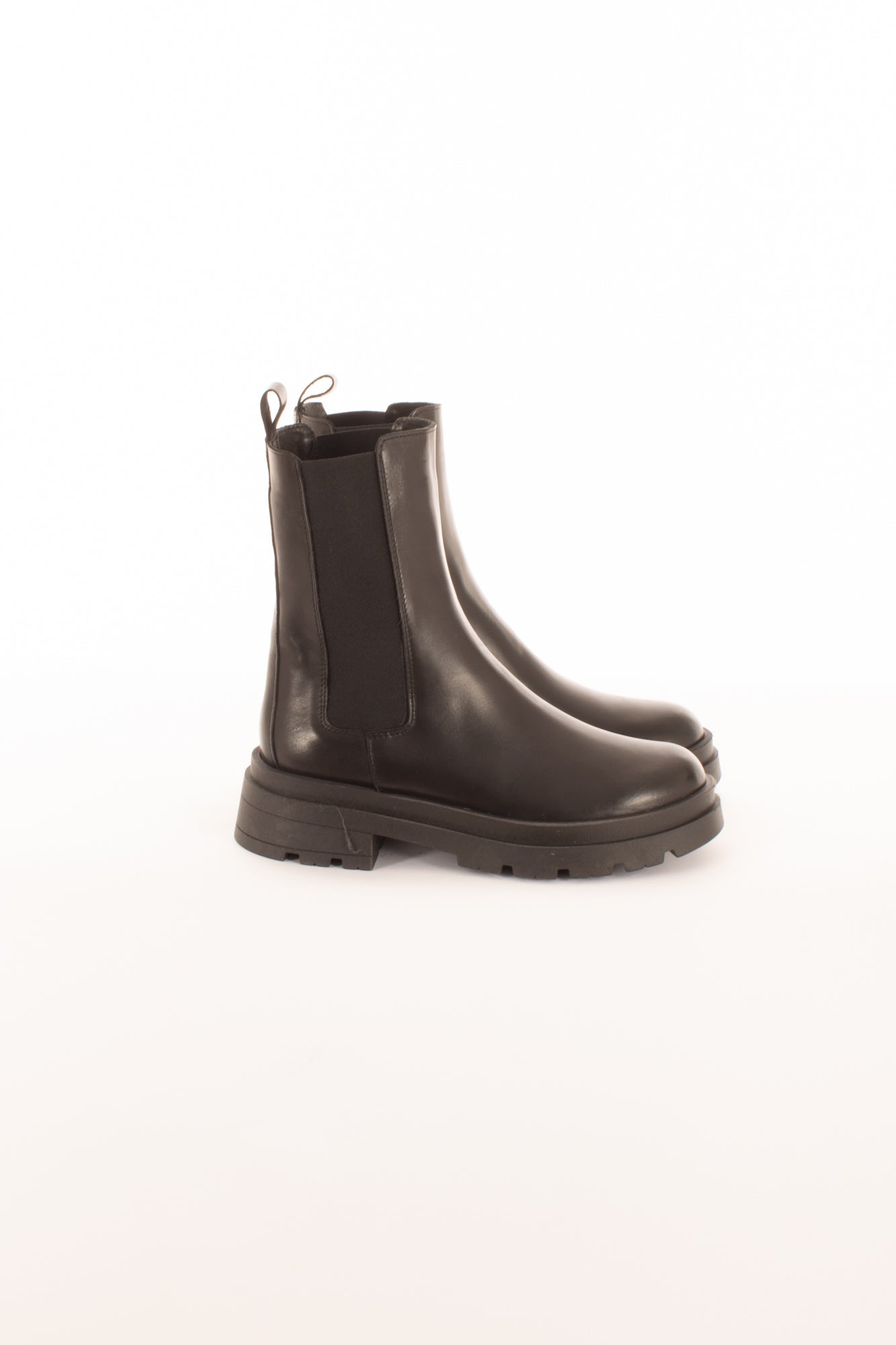 Chelsea boot in pelle Ovyè - Nero