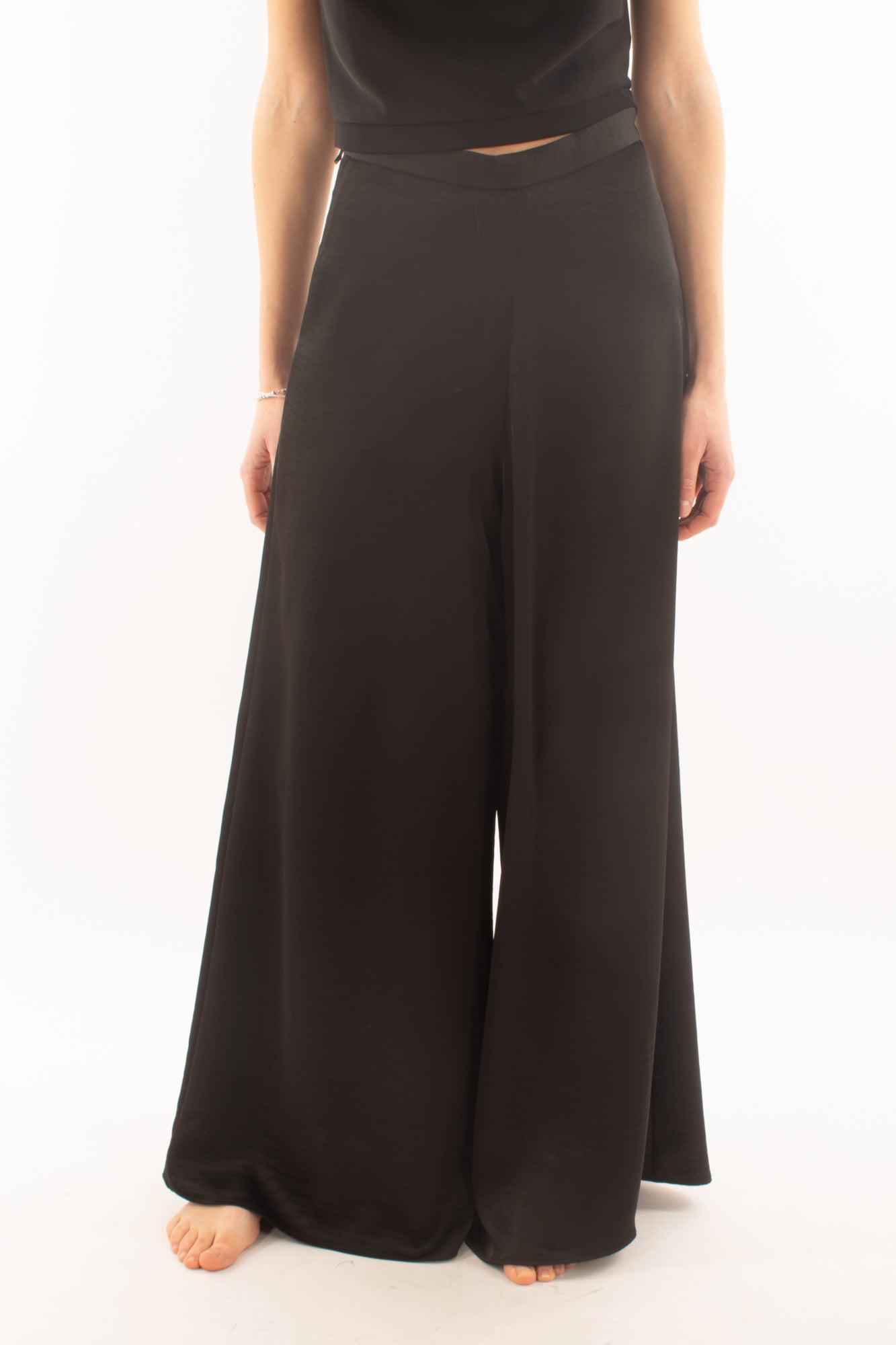 Pantalone a palazzo in satin da Donna Eleh - Nero