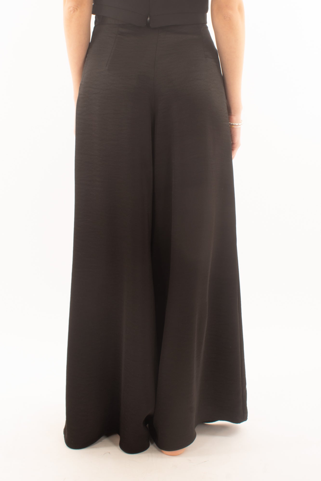 Pantalone a palazzo in satin da Donna Eleh - Nero